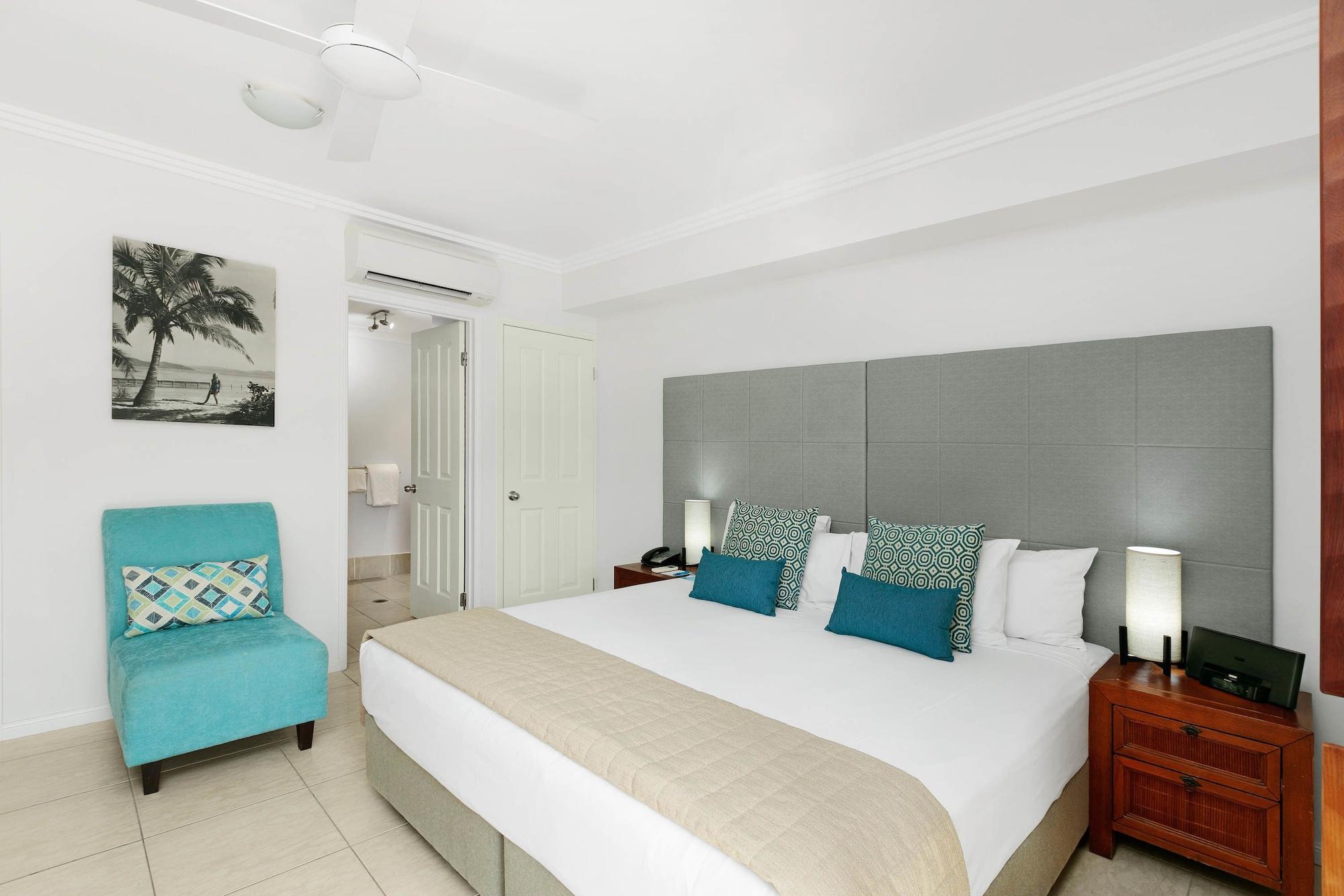 Aparthotel Mantra Aqueous On Port Port Douglas Exterior foto